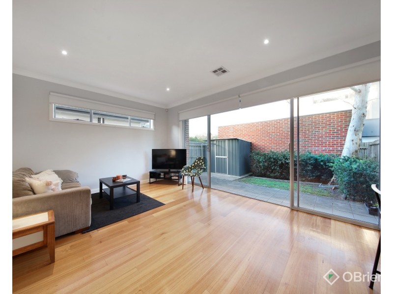 1/16 Lerina Street, Oakleigh East VIC 3166