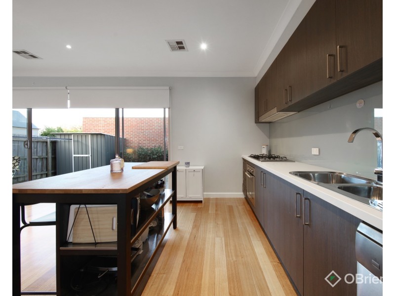 1/16 Lerina Street, Oakleigh East VIC 3166