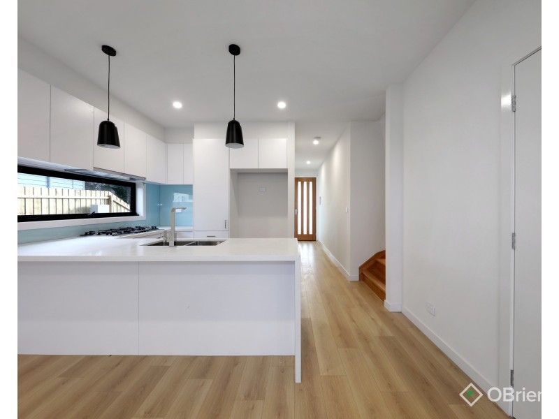 2/12 Coane Street, Oakleigh East VIC 3166