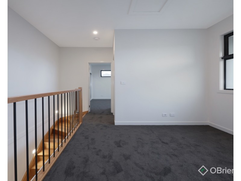 2/12 Coane Street, Oakleigh East VIC 3166
