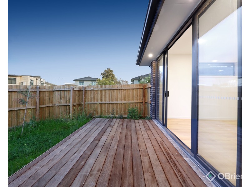 2/12 Coane Street, Oakleigh East VIC 3166