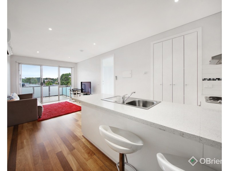 21/213 Normanby Road, Notting Hill VIC 3168