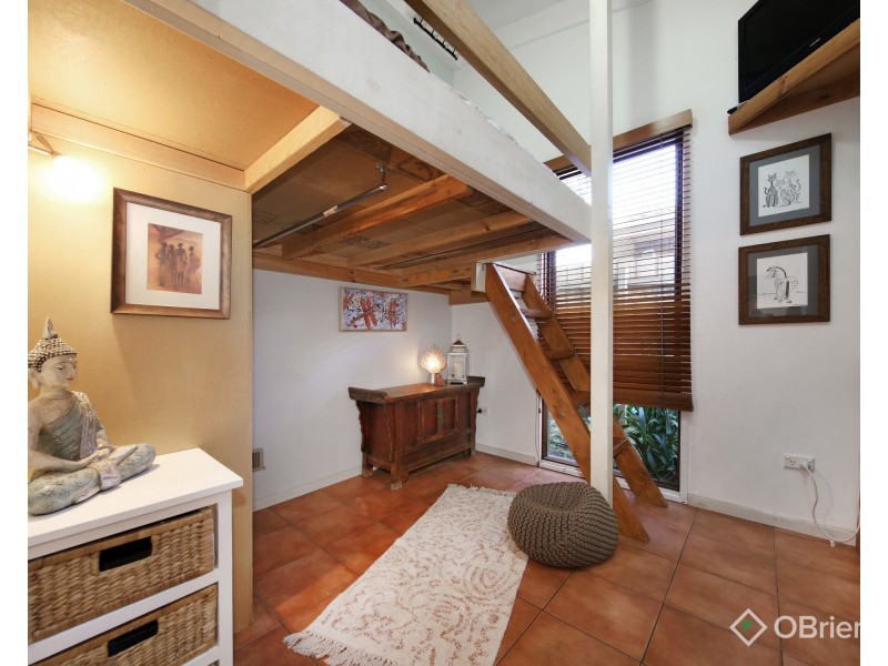 22 Dalmor Avenue, Ormond VIC 3204