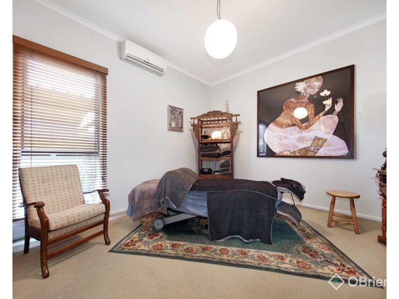 22 Dalmor Avenue, Ormond VIC 3204