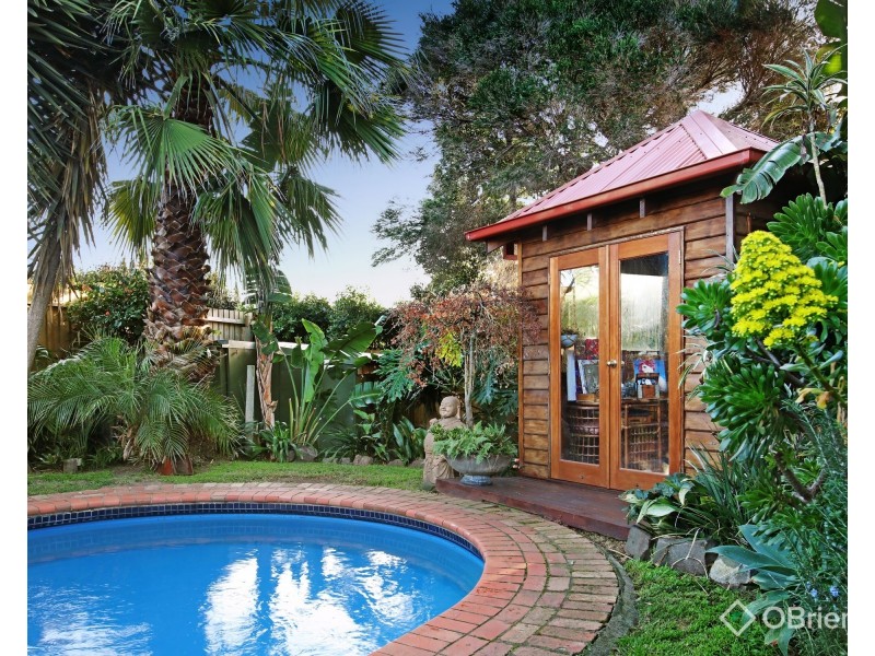 22 Dalmor Avenue, Ormond VIC 3204