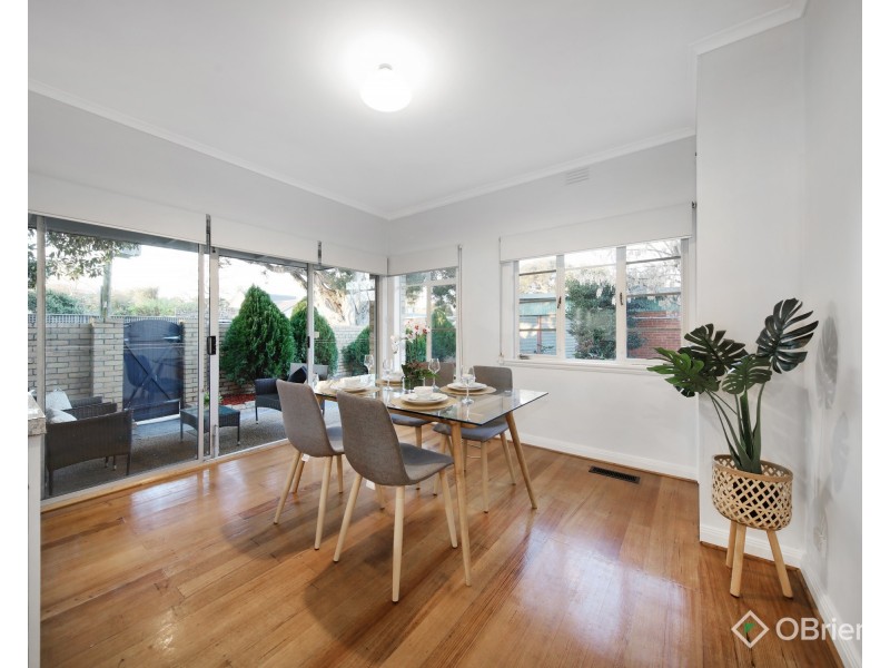 8 Young Street, Oakleigh VIC 3166