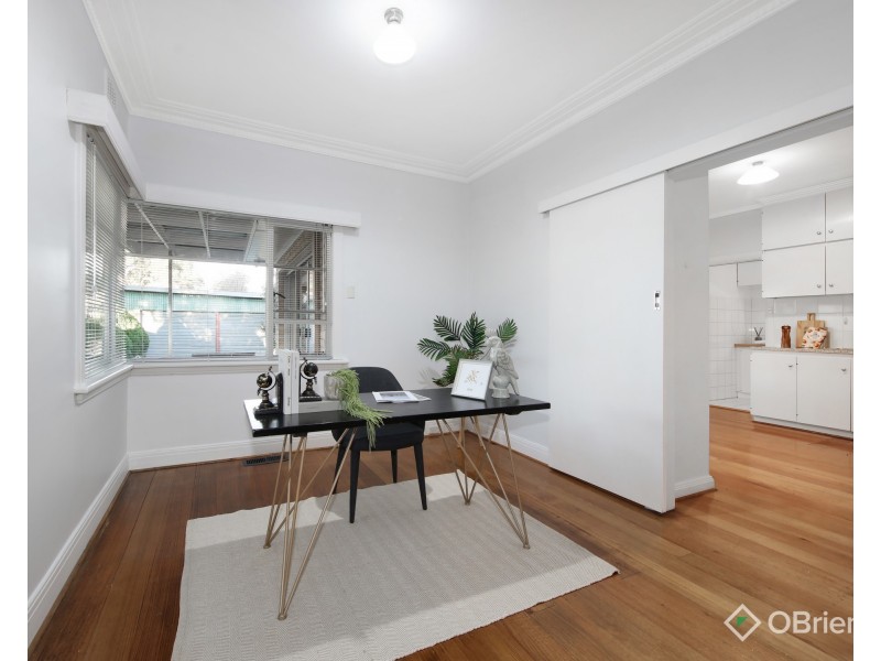 8 Young Street, Oakleigh VIC 3166