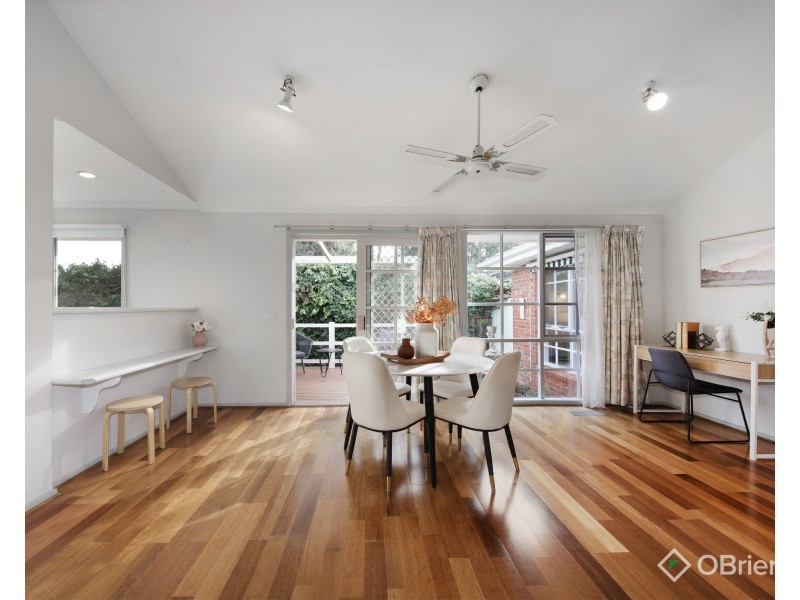 2/13 Vernal Road, Oakleigh South VIC 3167