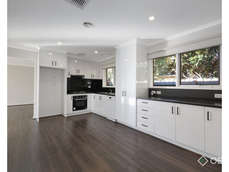 5/18 Golf Links Avenue, Oakleigh VIC 3166