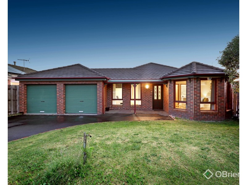 10 Kelrinda Close, Oakleigh South VIC 3167