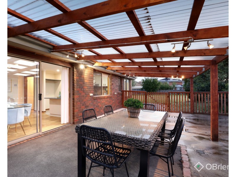 10 Kelrinda Close, Oakleigh South VIC 3167