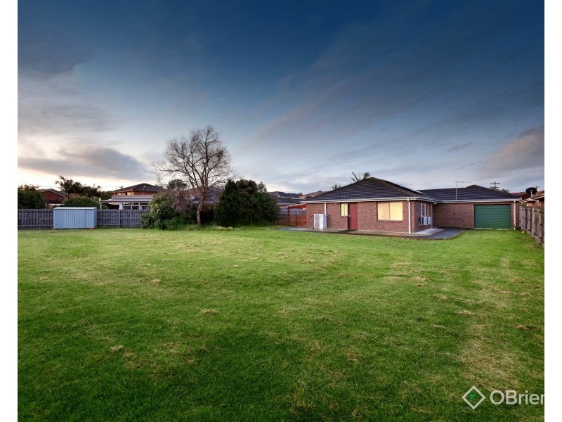 10 Kelrinda Close, Oakleigh South VIC 3167