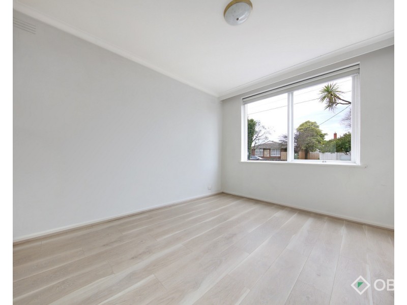 1/45 Coorigil Road, Carnegie VIC 3163