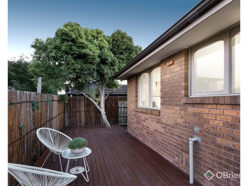 2/16 Lanham Street, Oakleigh East VIC 3166