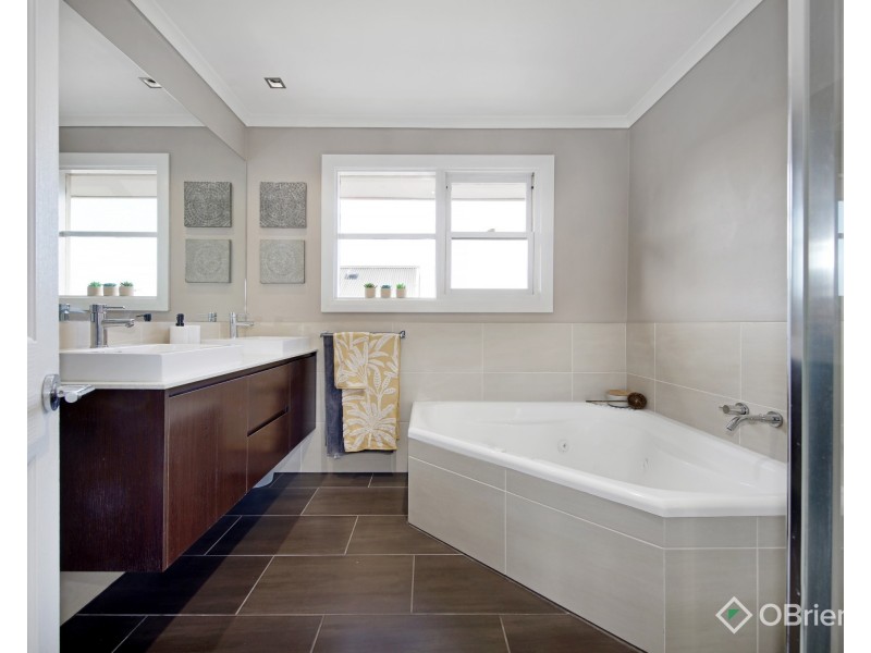 785 Warrigal Road, Oakleigh VIC 3166