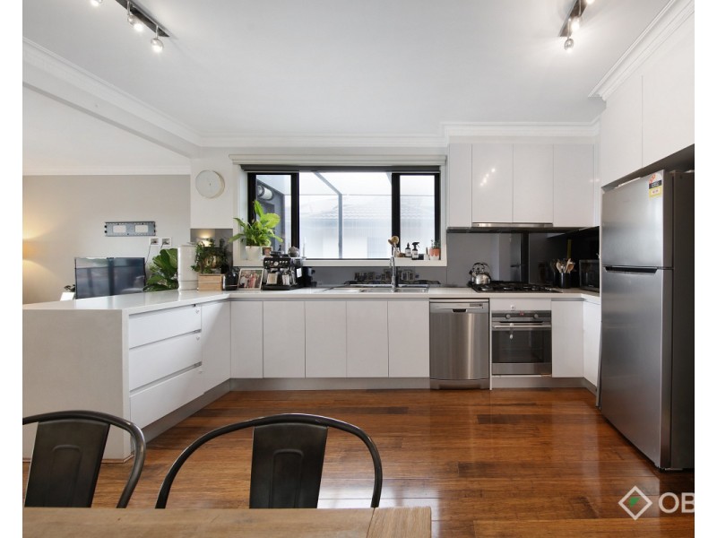 2A Lawson Street, Oakleigh East VIC 3166