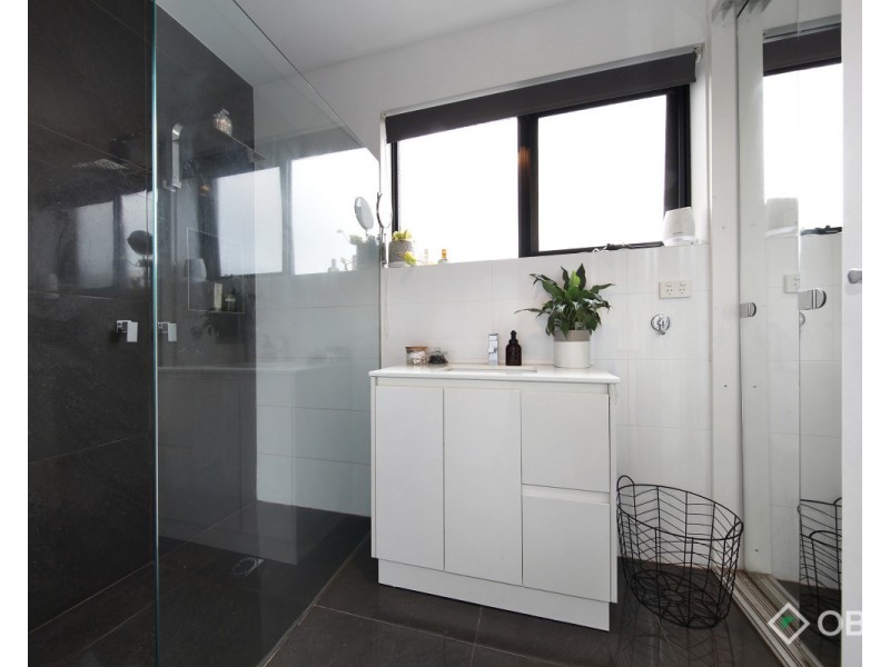 2A Lawson Street, Oakleigh East VIC 3166