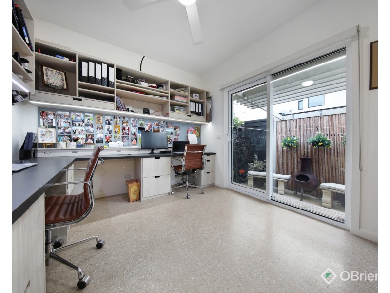 2/5 Cleek Ave, Oakleigh South VIC 3167