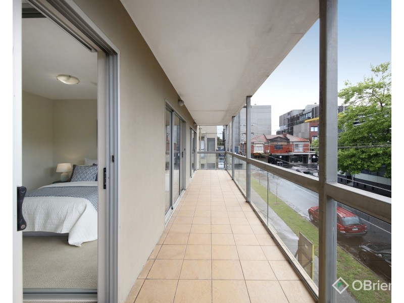 18/82-86 Atherton Road, Oakleigh VIC 3166