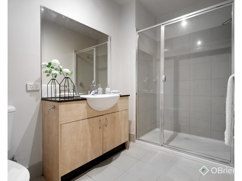 18/82-86 Atherton Road, Oakleigh VIC 3166