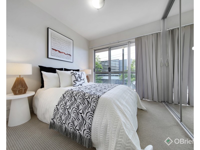 18/82-86 Atherton Road, Oakleigh VIC 3166