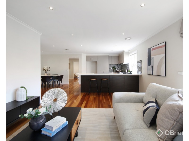 4 Banjo Paterson Avenue, Oakleigh East VIC 3166