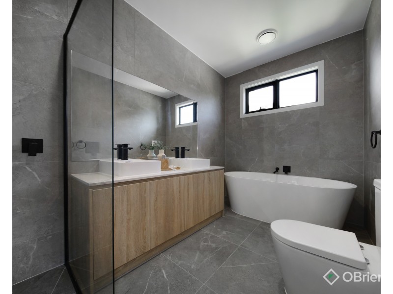 1/35 Mccubbin Street, Burwood VIC 3125