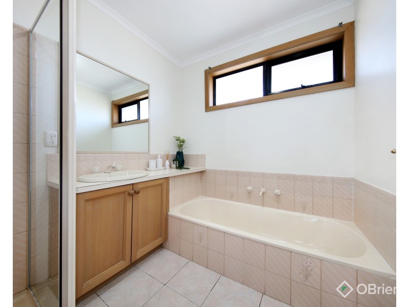 12 Cunningham Place, Oakleigh South VIC 3167