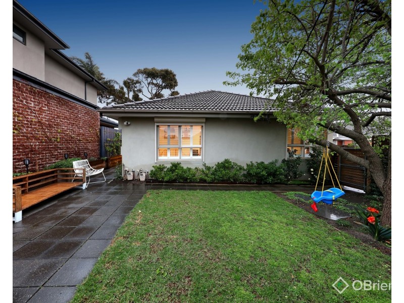 1/1 Leroux Street, Oakleigh VIC 3166