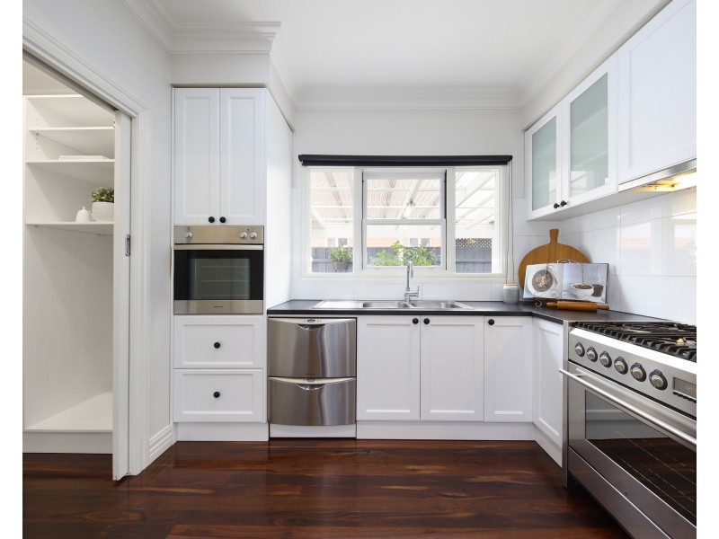 142 Haughton Road, Oakleigh VIC 3166