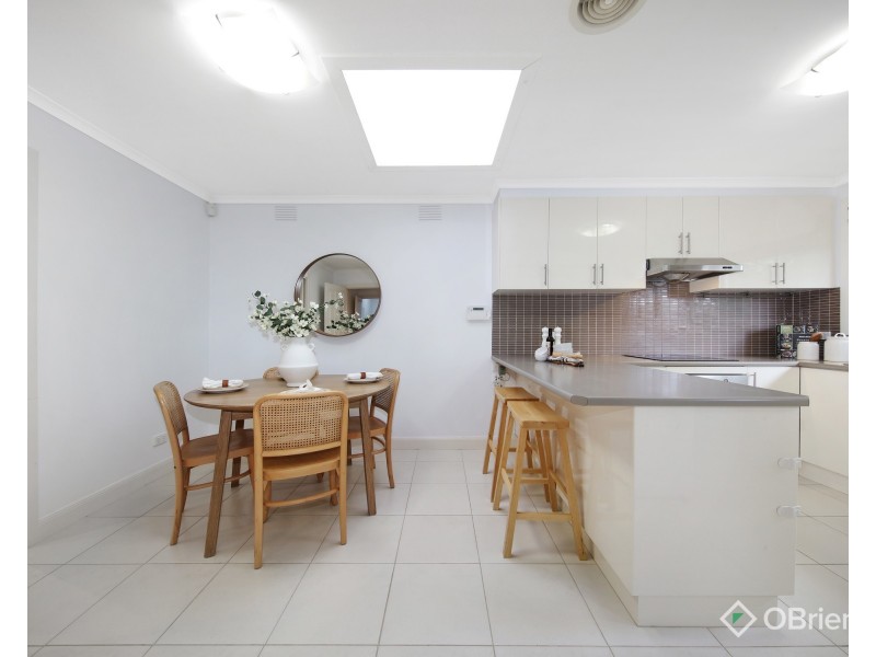 1/25 Chestnut Street, Carnegie VIC 3163