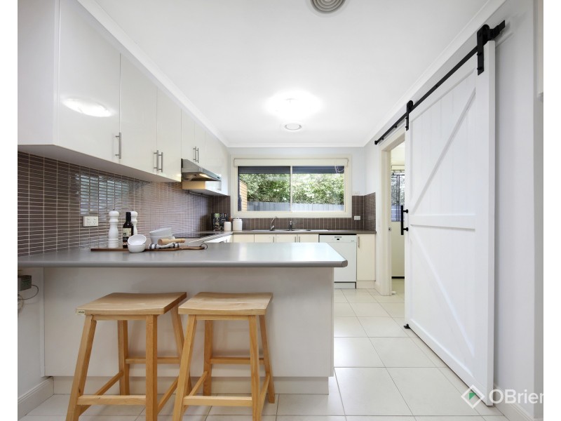 1/25 Chestnut Street, Carnegie VIC 3163