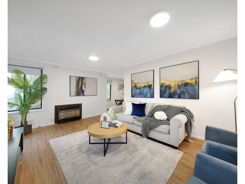 8 Honeysuckle Avenue, Wheelers Hill VIC 3150