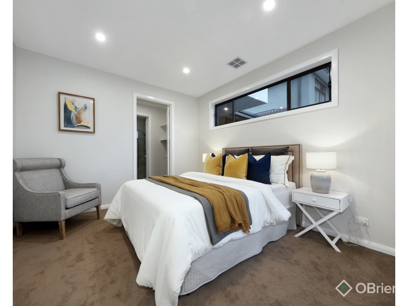 2/14 Sumersett Avenue, Oakleigh South VIC 3167