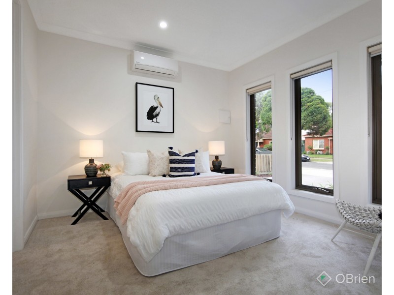 2/14 Wallace Avenue, Oakleigh South VIC 3167