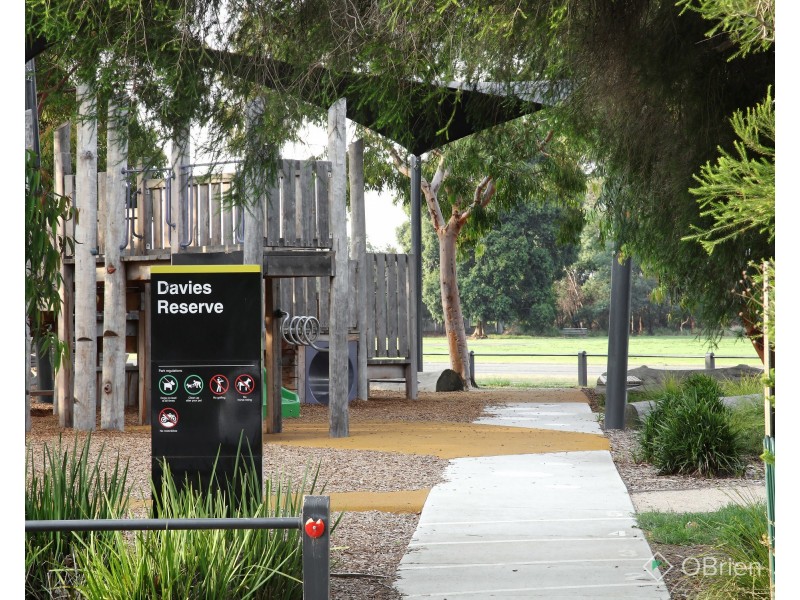 2/14 Wallace Avenue, Oakleigh South VIC 3167