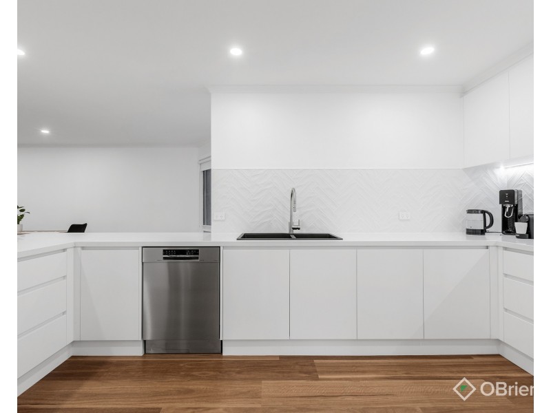 40 Paddington Avenue, Carrum Downs VIC 3201