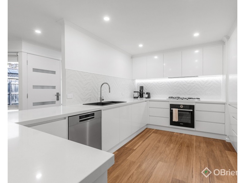 40 Paddington Avenue, Carrum Downs VIC 3201