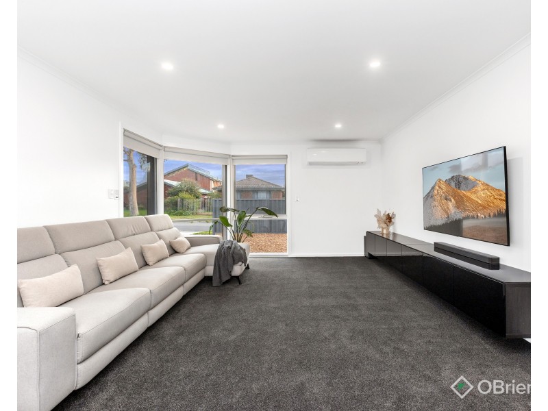 40 Paddington Avenue, Carrum Downs VIC 3201