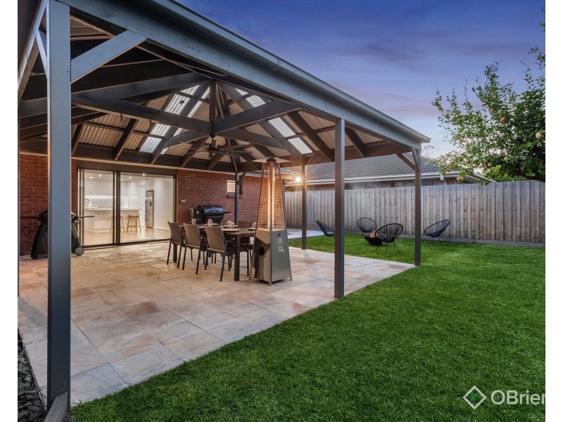 40 Paddington Avenue, Carrum Downs VIC 3201