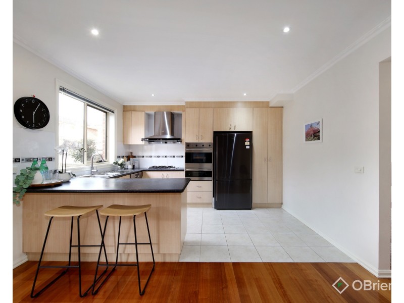 1/21-23 Robinson Street, Clayton VIC 3168