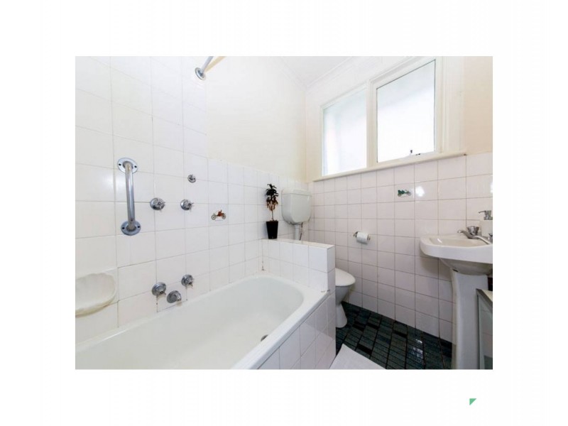 2/3 Albert Avenue, Oakleigh VIC 3166