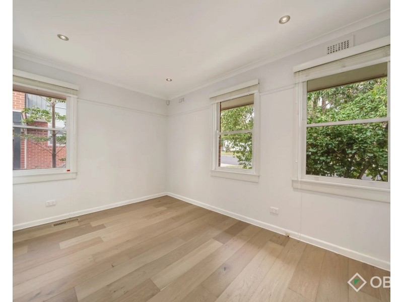 30 Electra Ave, Ashwood VIC 3147
