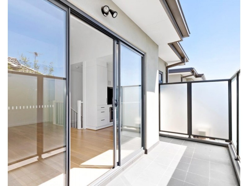 110 Atherton Road, Oakleigh VIC 3166