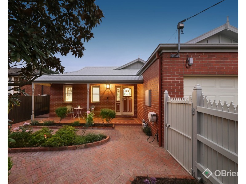 12 Normanby Street, Hughesdale VIC 3166