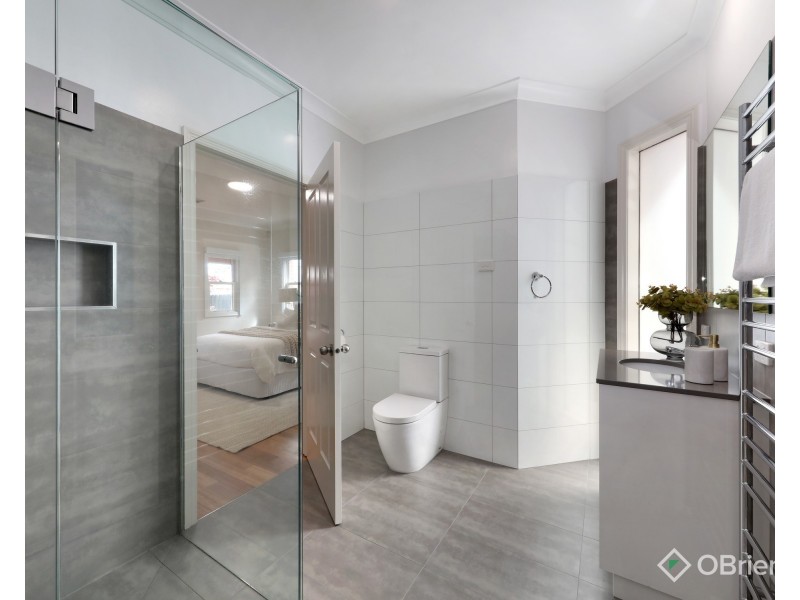 12 Normanby Street, Hughesdale VIC 3166