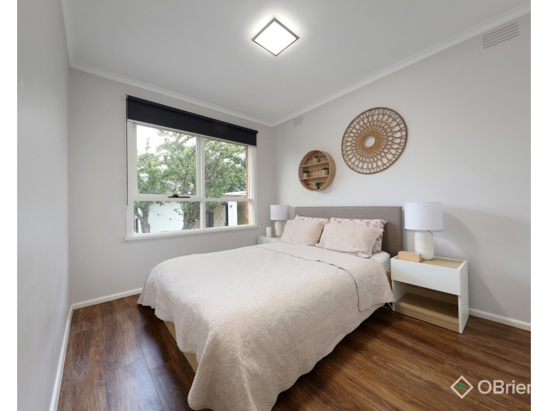 5 Fairland Avenue, Oakleigh East VIC 3166