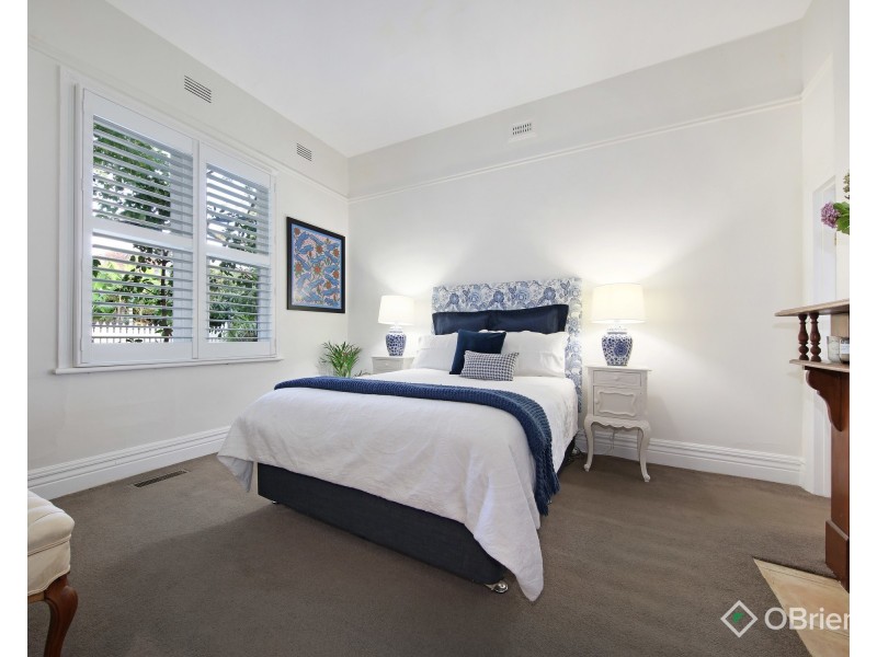 17 Downing Street, Oakleigh VIC 3166