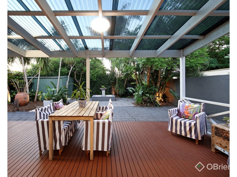 17 Downing Street, Oakleigh VIC 3166