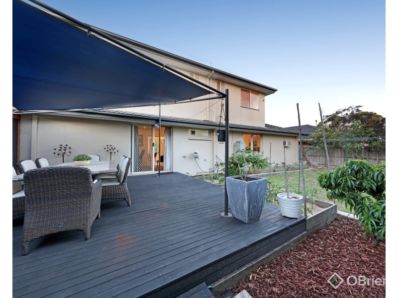 4 Cronin Court, Cheltenham VIC 3192